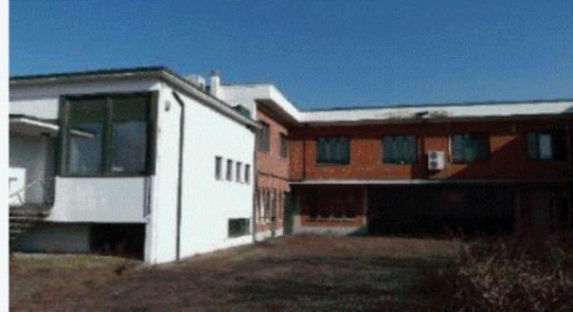 locale commerciale in vendita a Cilavegna