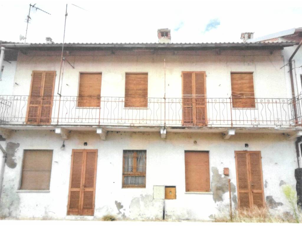 casa indipendente in vendita a Cilavegna