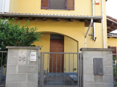 casa indipendente in vendita a Cilavegna