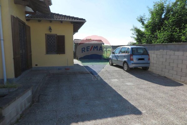 casa indipendente in vendita a Cilavegna