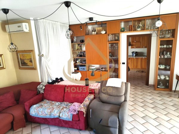 casa indipendente in vendita a Cilavegna