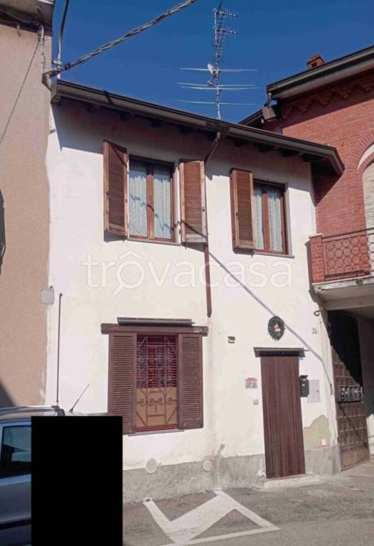 casa indipendente in vendita a Cilavegna
