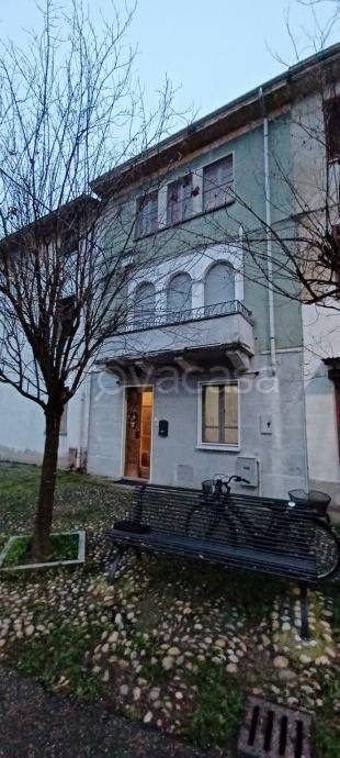 casa indipendente in vendita a Cilavegna