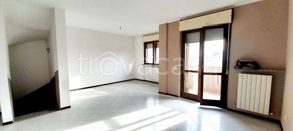 casa indipendente in vendita a Cilavegna