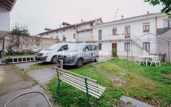 casa indipendente in vendita a Cilavegna