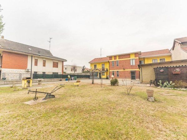 casa indipendente in vendita a Cilavegna