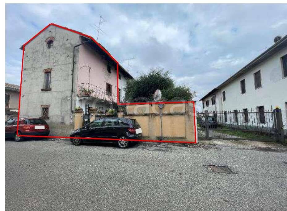 casa indipendente in vendita a Cilavegna