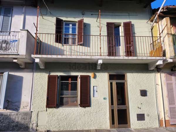 casa indipendente in vendita a Cilavegna