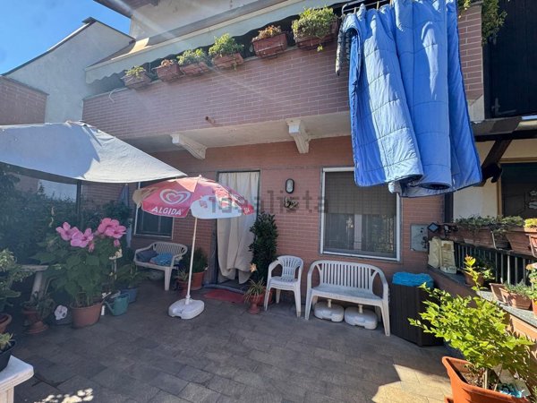 casa indipendente in vendita a Cilavegna