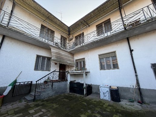 casa indipendente in vendita a Cilavegna