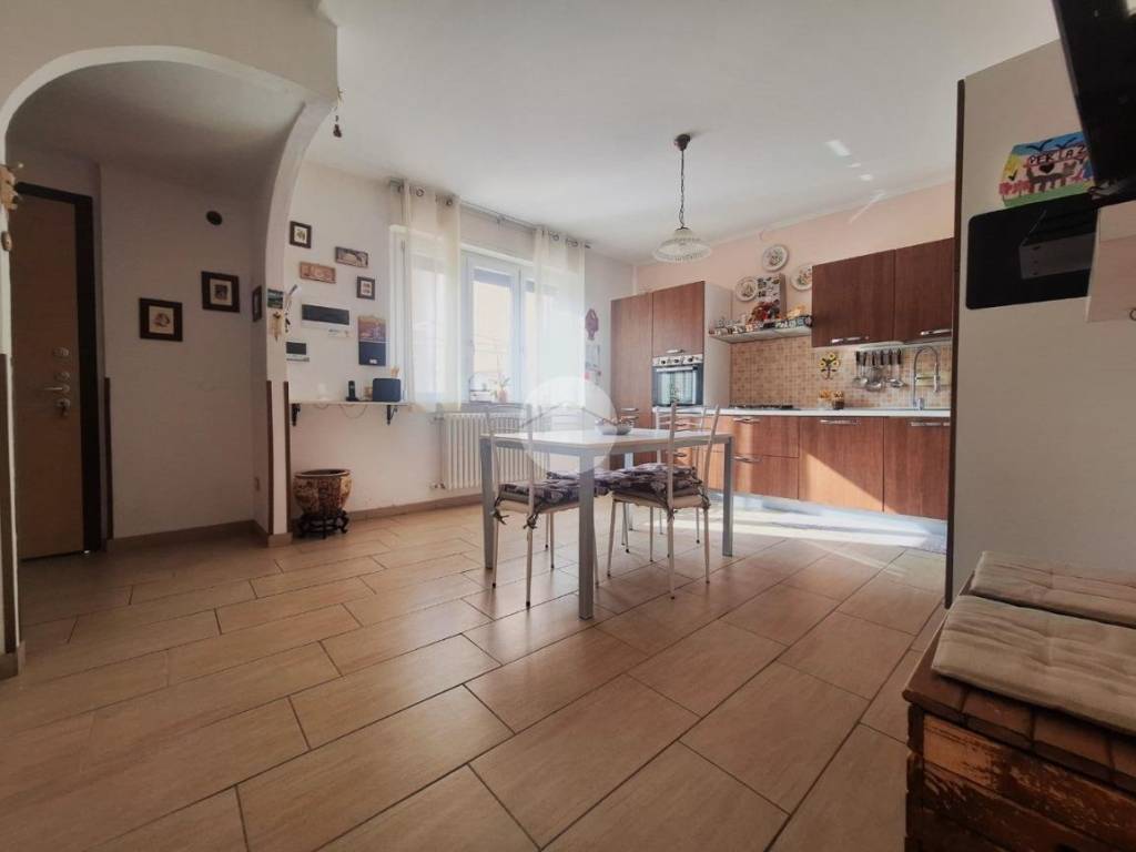 casa indipendente in vendita a Codevilla