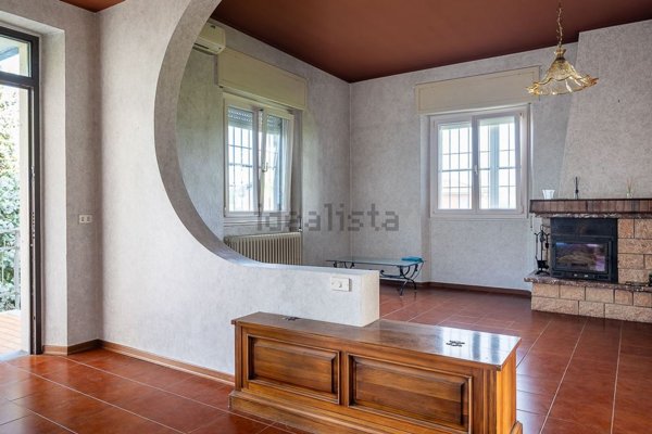 casa indipendente in vendita a Codevilla