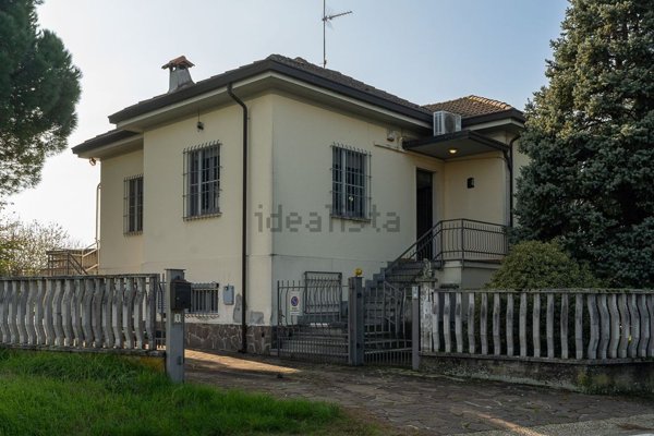 quadrivano in vendita a Codevilla