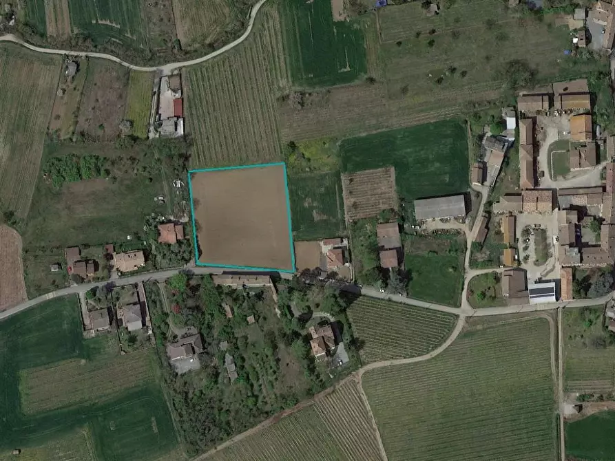 terreno edificabile in vendita a Codevilla