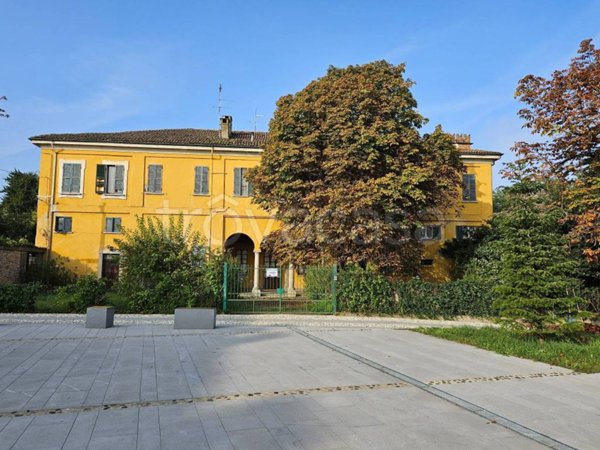 casa indipendente in vendita a Codevilla