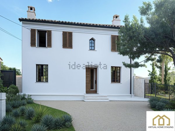 casa indipendente in vendita a Codevilla