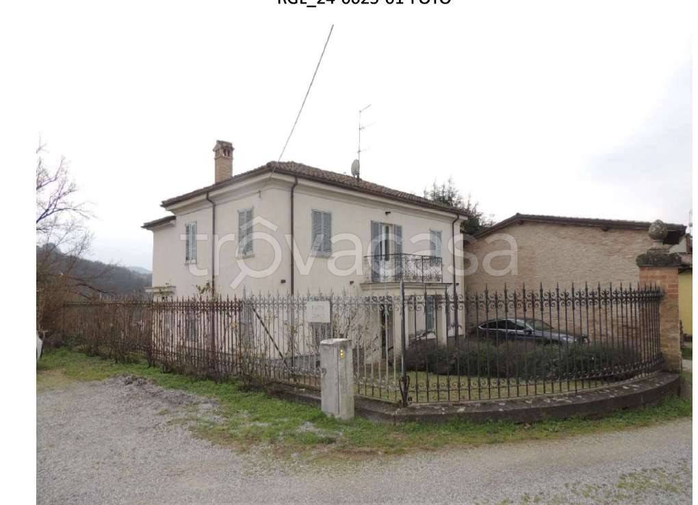 casa indipendente in vendita a Codevilla