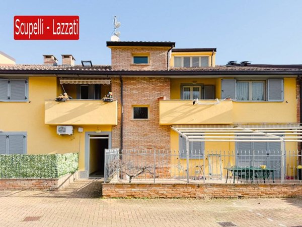 appartamento in vendita a Codevilla