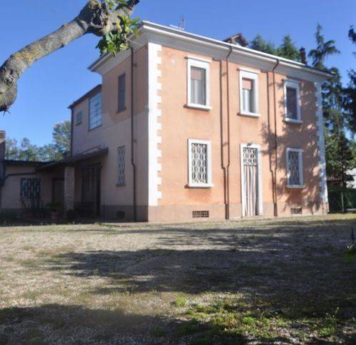 casa indipendente in vendita a Codevilla