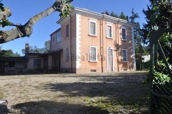 casa indipendente in vendita a Codevilla in zona Garlassolo di Sotto