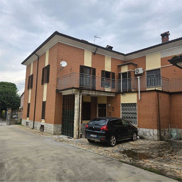 appartamento in vendita a Codevilla in zona Garlassolo di Sotto