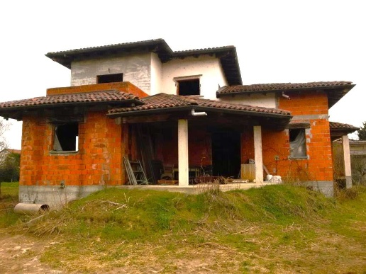 casa indipendente in vendita a Confienza