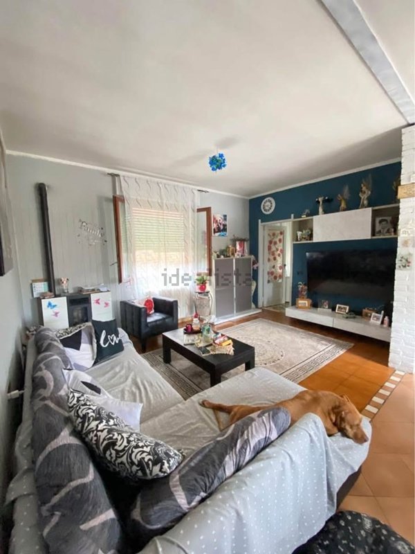casa indipendente in vendita a Confienza