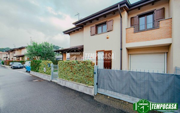 casa indipendente in vendita a Copiano