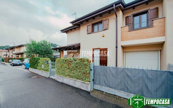 casa indipendente in vendita a Copiano