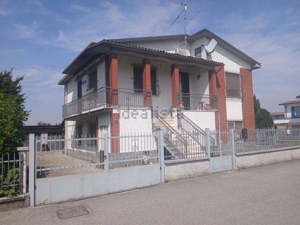 casa indipendente in vendita a Copiano