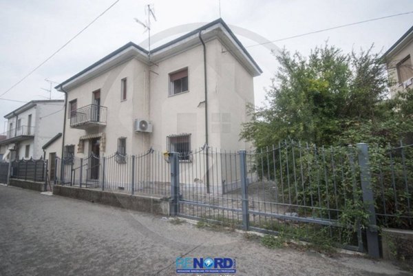 casa indipendente in vendita a Copiano