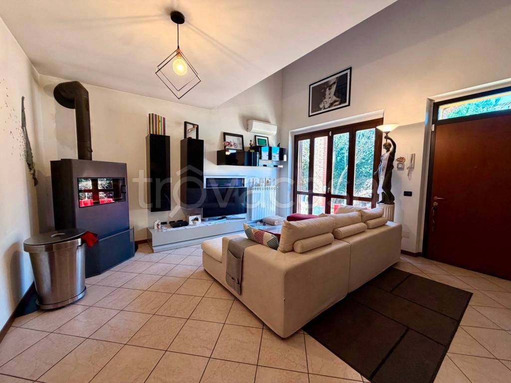 casa indipendente in vendita a Copiano