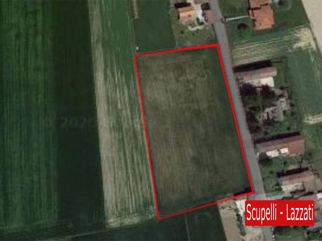 terreno edificabile in vendita a Corana