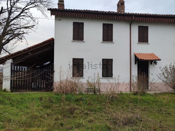 appartamento in vendita a Corana
