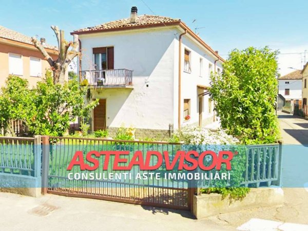casa indipendente in vendita a Corana in zona Ghiaie