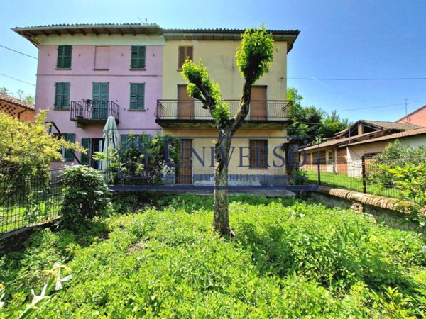 casa indipendente in vendita a Corvino San Quirico in zona Novellina