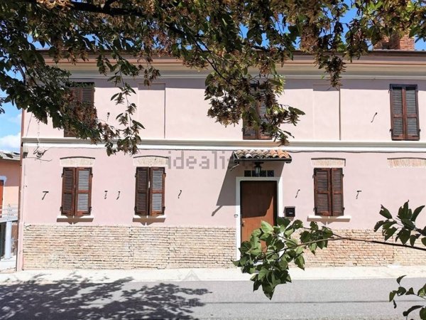 casa semindipendente in vendita a Corvino San Quirico