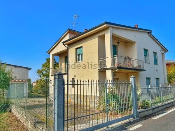 casa indipendente in vendita a Corvino San Quirico in zona Fumo