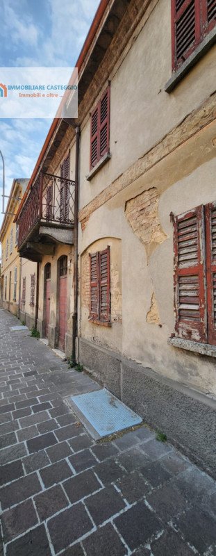casa semindipendente in vendita a Corvino San Quirico in zona Fumo
