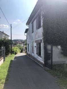 casa indipendente in vendita a Corvino San Quirico