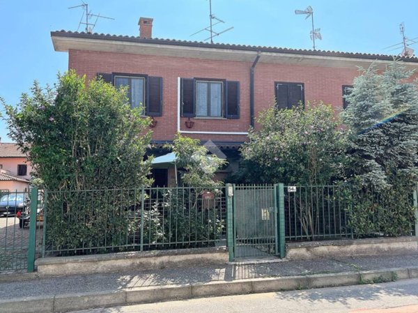 casa indipendente in vendita a Cura Carpignano in zona Prado