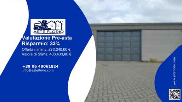 locale commerciale in vendita a Cura Carpignano in zona Prado