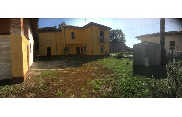 casa indipendente in vendita a Cura Carpignano in zona Calignano