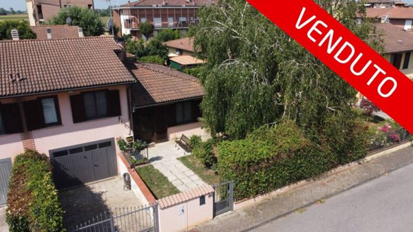 casa indipendente in vendita a Cura Carpignano