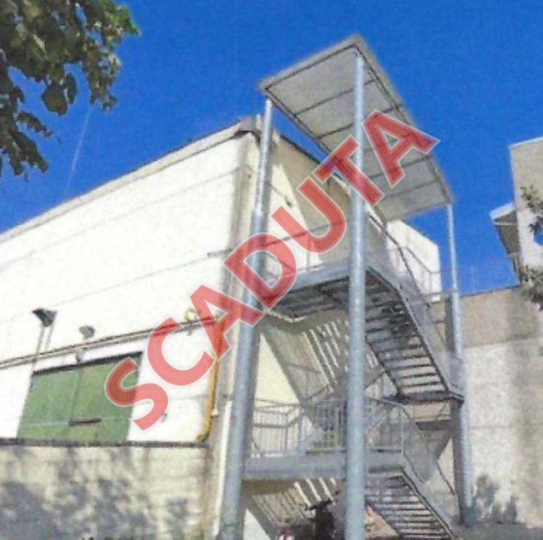 ufficio in vendita a Cura Carpignano