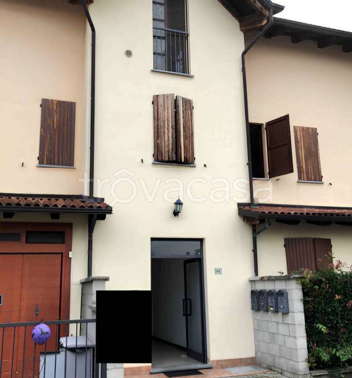 appartamento in vendita a Dorno