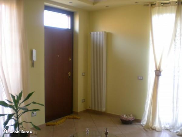 casa indipendente in vendita a Dorno