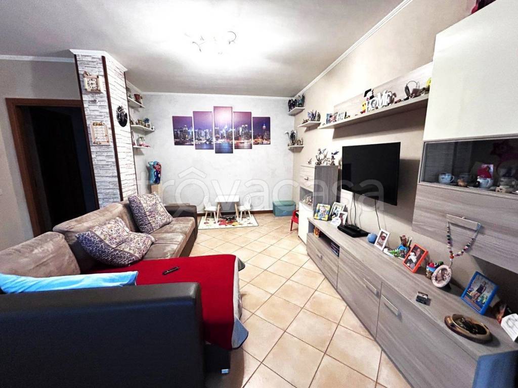 appartamento in vendita a Dorno