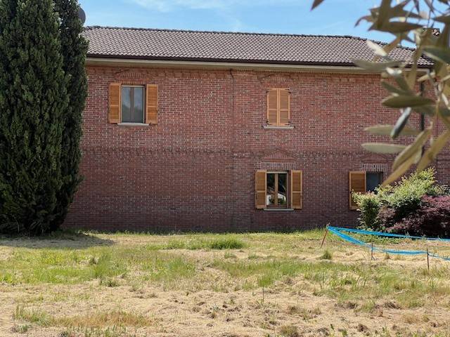 casa indipendente in vendita a Dorno