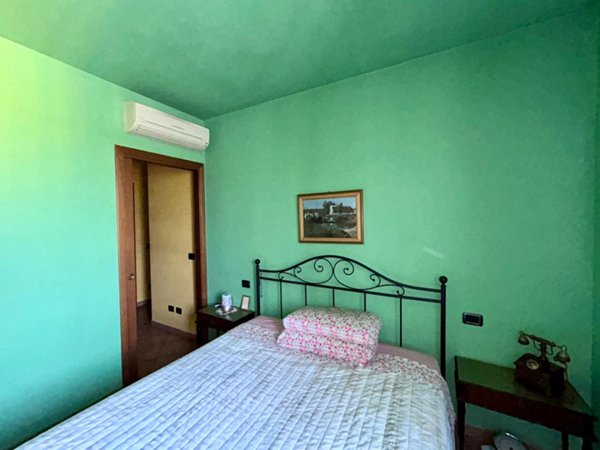 casa indipendente in vendita a Dorno